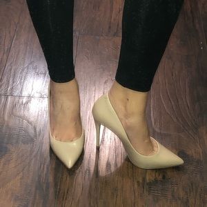 Steve Madden nude heels